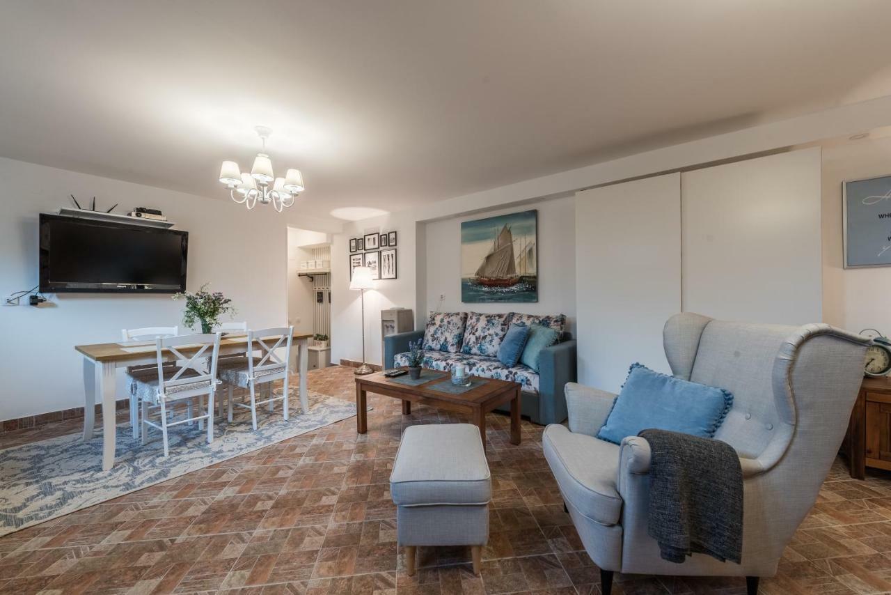 Apartments Jelavic Sutomiscica Ngoại thất bức ảnh